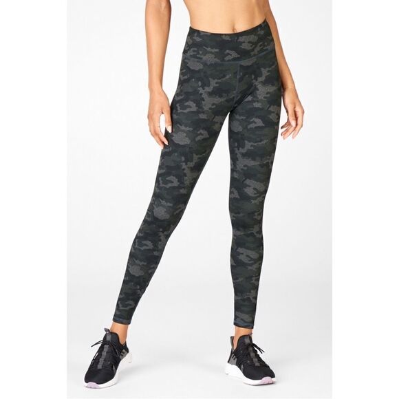 Fabletics Mid-Rise Charcoal Camo Powerhold Leggings - Picture 1 of 7